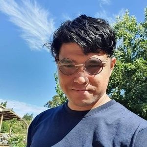 Meet your Posher, Jade